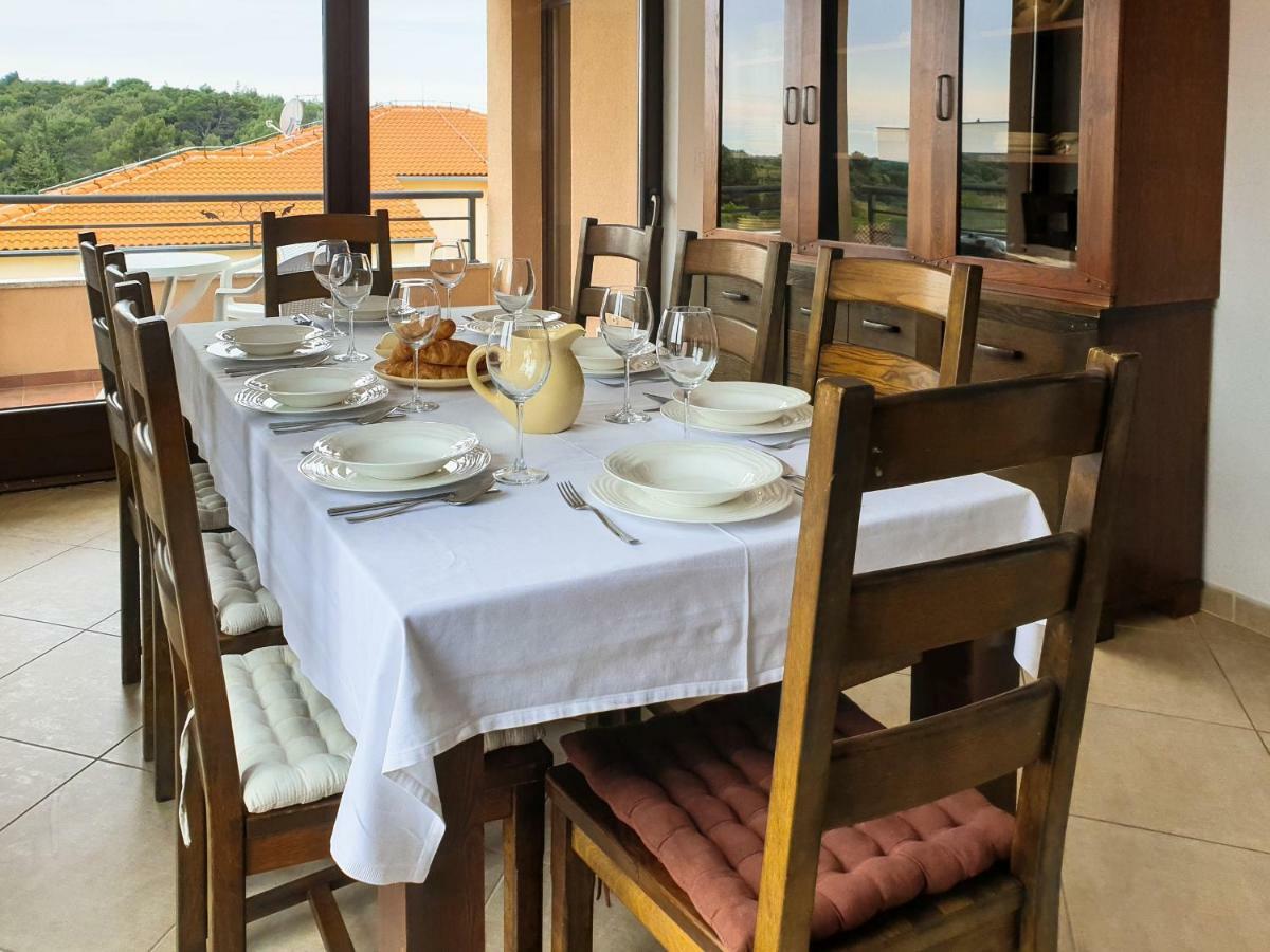Oliva Yourcroatiaholiday