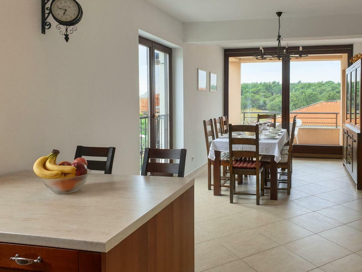 Oliva Yourcroatiaholiday