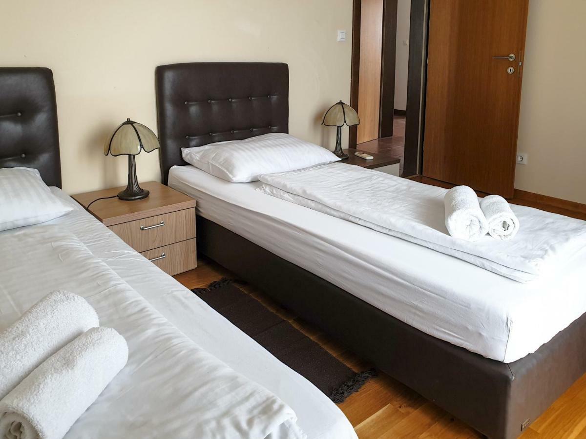 Oliva Yourcroatiaholiday * Premantura